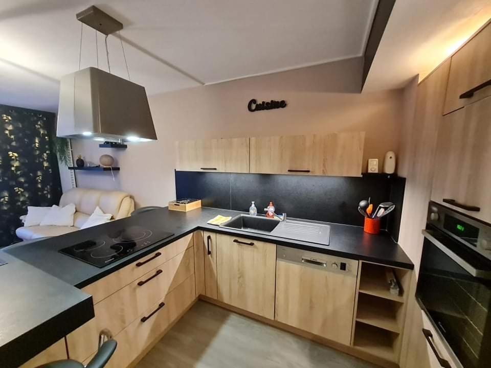 Chez Romain, Appartement Proche Commerces Et Centre Ville Avec Wifi Verdun-sur-Meuse Esterno foto
